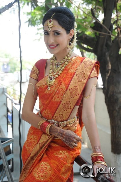 Pragya-Jaiswal-at-Mirchi-Lanti-Kurradu-Press-Meet